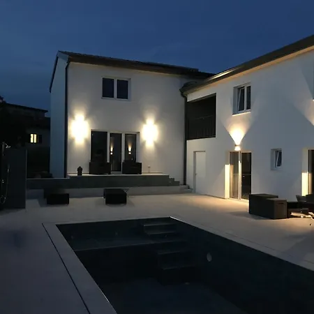 شقة Ferienhausanlage Adria Oasis