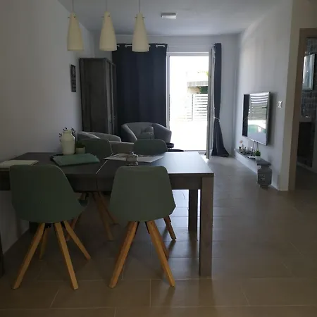 Apartman Ferienhausanlage Adria Oasis Višnjan