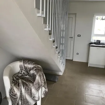 Ferienhausanlage Adria Oasis Apartman Višnjan